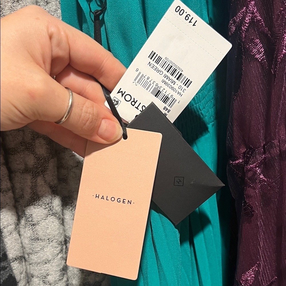 HALOGEN Pleated Sharkbite Hem Midi Dress In Miami Green M - Picture 8 of 8